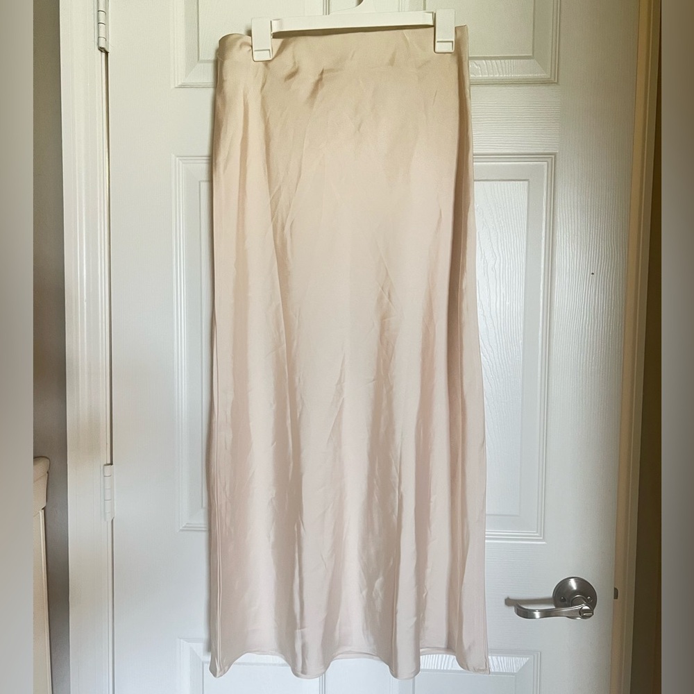 Satin skirt